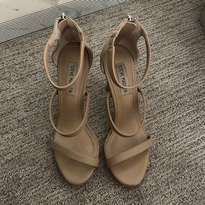 Nude heels